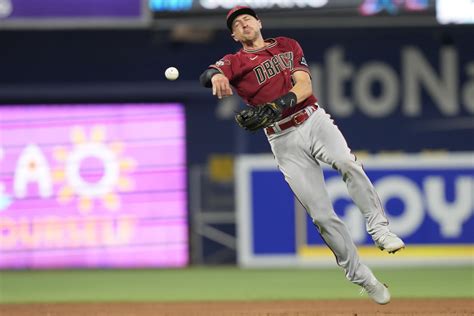 Nick Ahmed Prop Bets Vs Twins