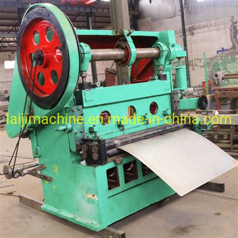 Professional Expanded Metal Mesh Making Machine China Expanded Metal