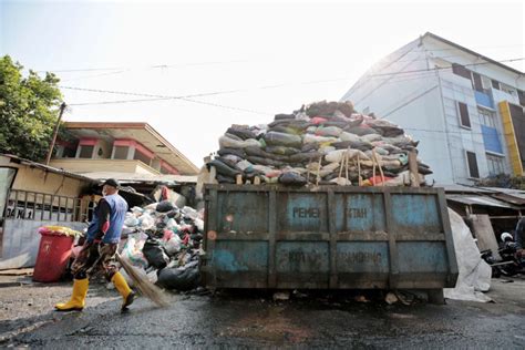 Penanganan Sampah Di Kota Bandung Tidak Mudah