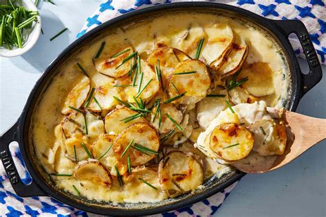 Creamy Cheesy Scalloped Potatoes