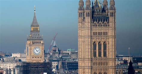Big Ben Photos Inside The Elizabeth Tower Show What The Huge Bells And