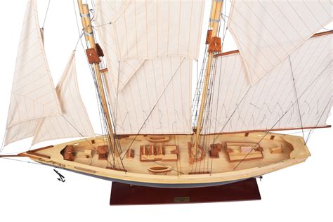 Bluenose Ii Model Yacht Standard Range Am As Premier Ship Models