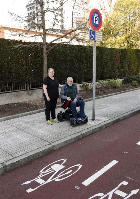 En imágenes La rebelión crece en la calle Los Andes por el carril bici