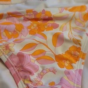 Ninety Nine Swim Juniors Ninetynine Retro Bouquet Bikini Setside Tie Bottomshanky Hem Halter