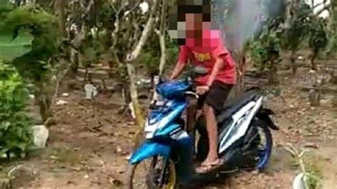 Video Viral Remaja Trek Trekan Di Kuburan Buat Heboh Cuma Permintaan