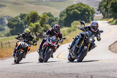 Aprilia Tuono V Factory Vs Ktm Super Duke R Evo Vs Yamaha Mt