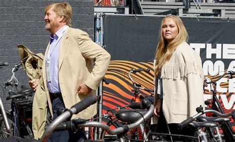 Willem Alexander Et Amalia Des Pays Bas Aux Essais Du Grand Prix De F