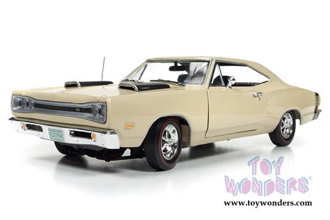 Dodge Coronet Super Bee Hard Top Amm Scale Auto World