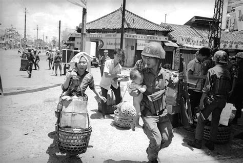 Vietnam War Tet Offensive Vietnamese Ranger Carries Flickr