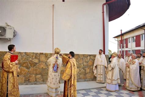 Ps Teofan I Ps Varlaam Ploie Teanul Au Sfin It Paraclisul Seminarului