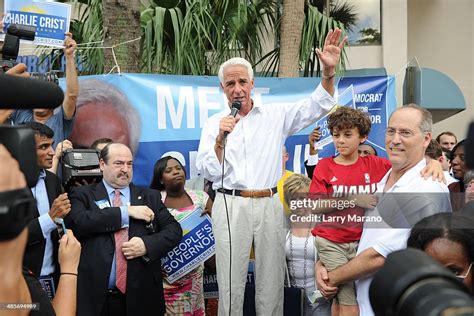 Charlie Crist as he opens a campaign office in his bid to run again ...