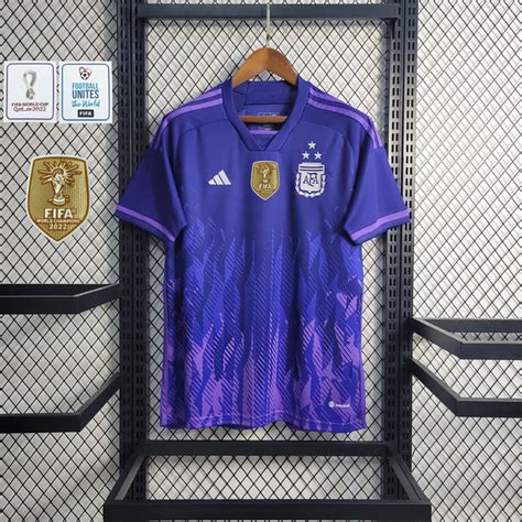 Camisa Argentina II 2022 Torcedor 3 estrelas Roxa Campeã Copa d