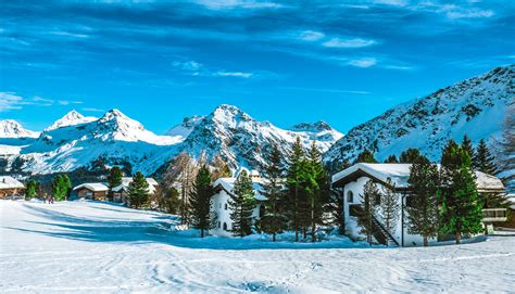 Discover Arosa: Alpine Wonders and Skiing Bliss | Switzerland Tour