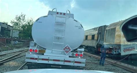 Train Refueling L Hart Fueling Service