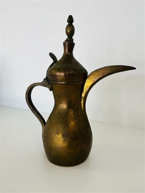 Cafeti Re Arabe Dallah Vintage En Laiton Bronze Laiton Catawiki