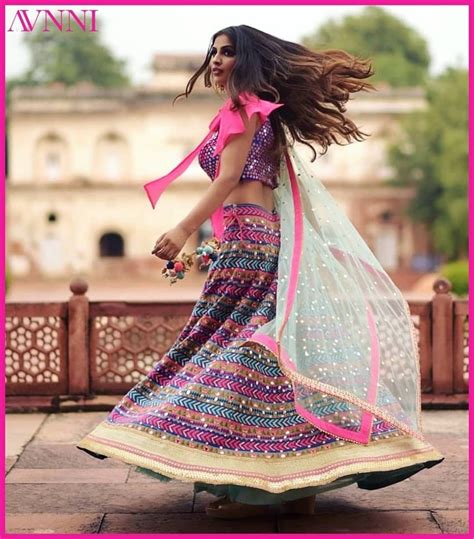 Fun Ways To Add Phulkari To Your Mehendi Ceremony For A Desi Style