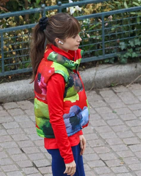 Emily In Paris S04 Lily Collins Red Vest Puffer Vest