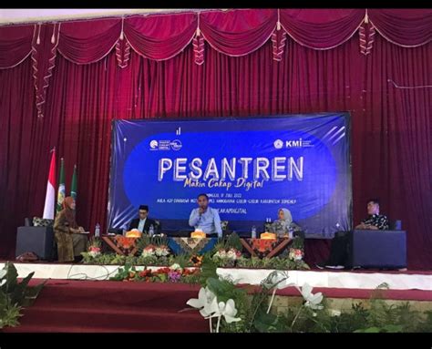 Kemenkominfo Gelar Seminar Literasi Digital Untuk Pesantren Di Sumenep