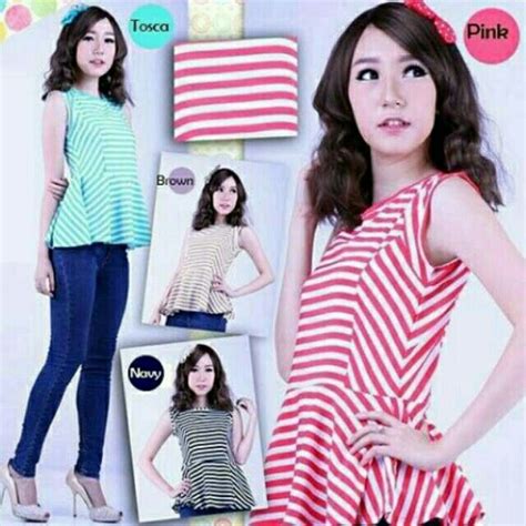 Saya Menjual Marlene Stripe Flare Blouse Seharga Rp Dapatkan