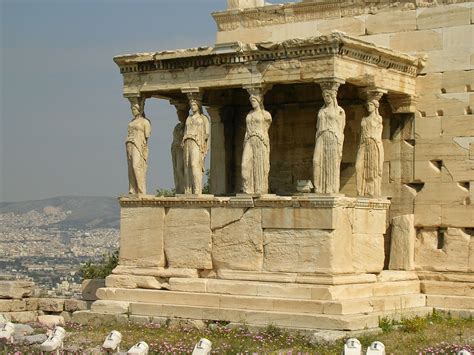 ARSITEKTUR KLASIK - YUNANI KUNO: Erechtheion | On Progress: Blog Seputar Sejarah Arsitektur