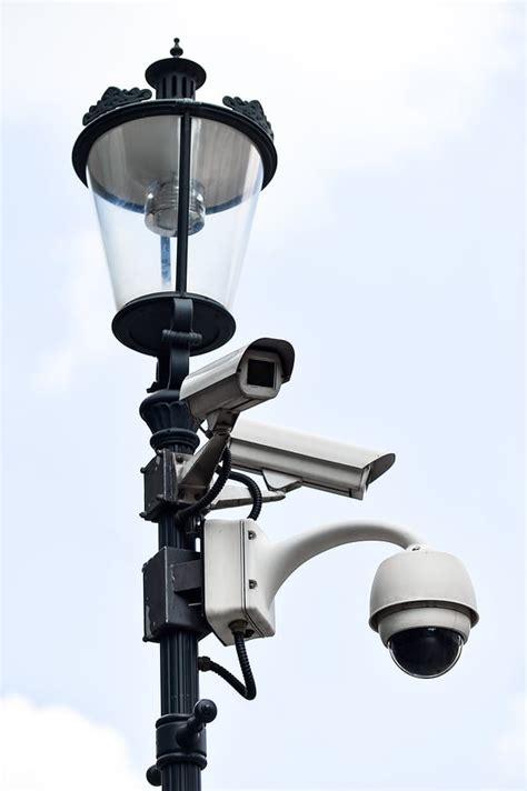 Vibration Problems With Pole-Mount CCTV Cameras | SEN.news - No. 1