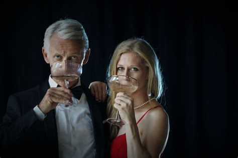 Tanzschule G Th Gut Gesch Ttelt Wie Ein Vodka Martini Von James Bond