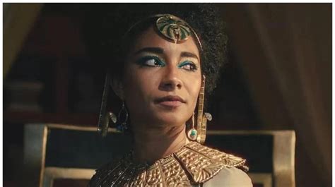 Cleopatra historia quién fue qué hizo cómo era su rostro