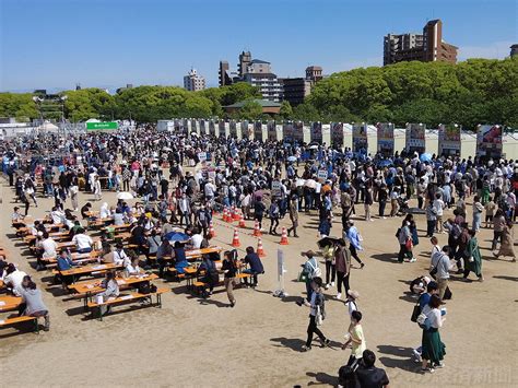 長居公園「ビーフフェス」にぎわう 肉料理18種販売 あべの経済新聞