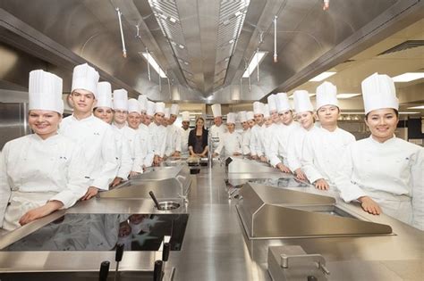 Cercasi Executive Chef E Intera Brigata In Toscana Thegastrojob