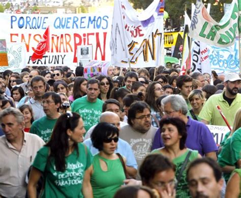 Profesores Protestan Contra Los Recortes Manifestaciones Contra Los