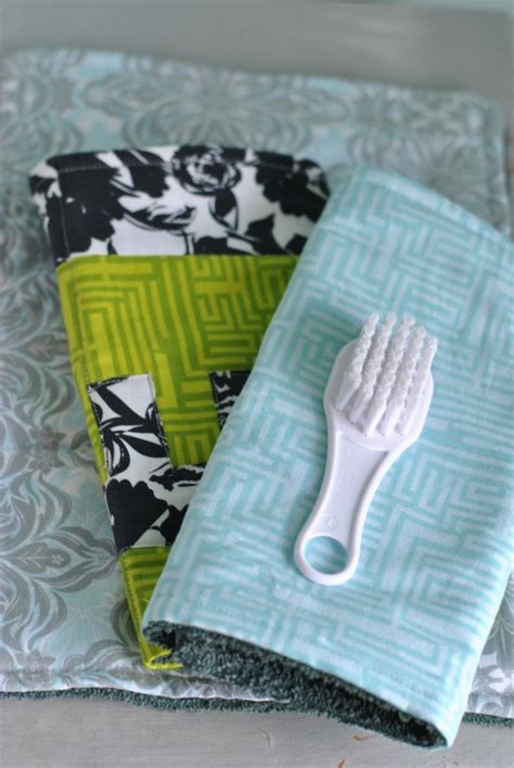 Sew Easy Burp Cloth Tutorial | Craft Buds