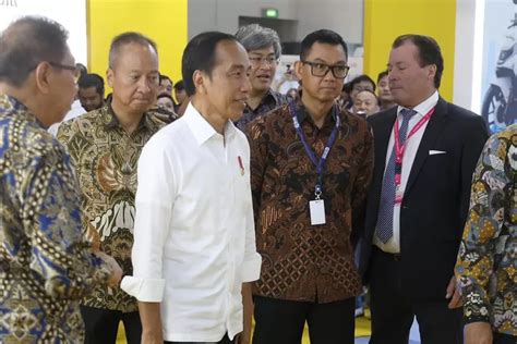 Kunjungi Booth Pln Di Pevs Ini Komentar Presiden Jokowi Metro Ntb