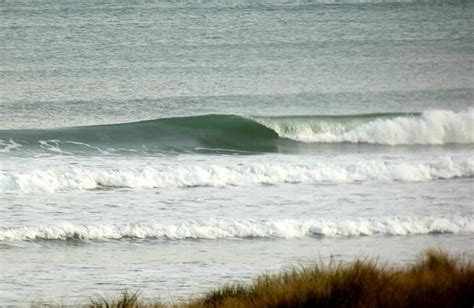 Foxton Beach Surf Photo by Paul Miphinger | 2:48 am 10 Aug 2021