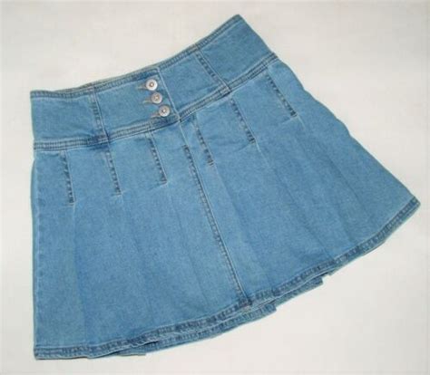 Nwt No Boundaries Pleated Light Wash Denim Blue Mini Skirt Size Small