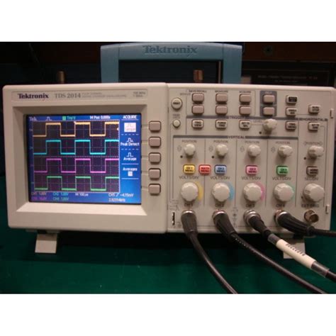 Tektronix Tds2014 100mhz 1gss Four Channel Digital Storage