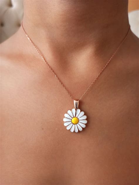 Daisy Necklaces Tiny Daisy Necklace Silver Daisy Necklace Daisy