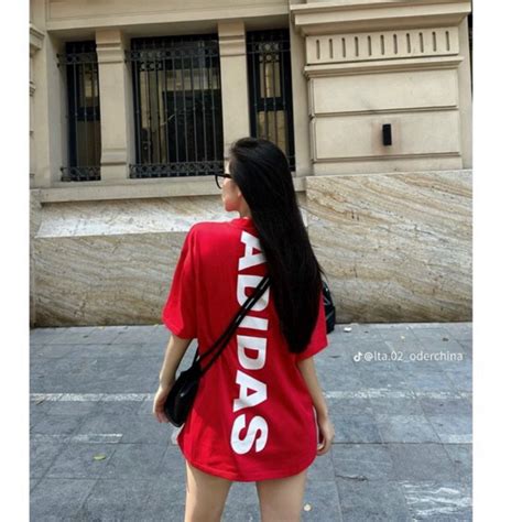 Áo Thun Adi das Chữ Dọc Hot Trend Unisex Nam Nữ cotton Sản Phẩm Full Tem tag Túi Zip