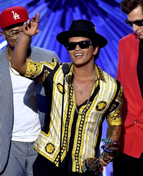 5 Times Bruno Mars Wowed In Versace Versace Outfit Bruno Mars Shirt