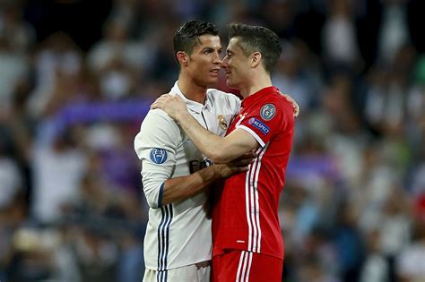 Lewandowski confirma que Cristiano Ronaldo lhe chamou para jogar no