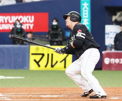 【ソフトバンク】山川穂高 開幕v弾に鷹ベンチ熱狂「えっぐい」「マジですげぇ」 東スポweb