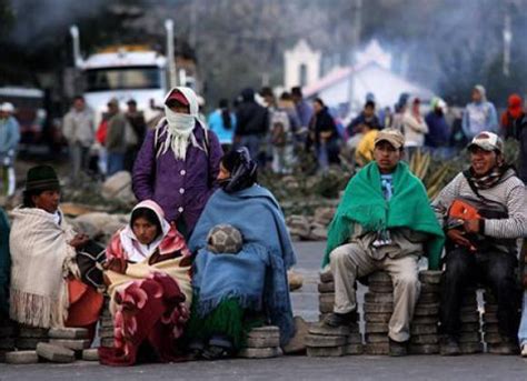 Indígenas protestan con bloqueos carreteros en Chiapas