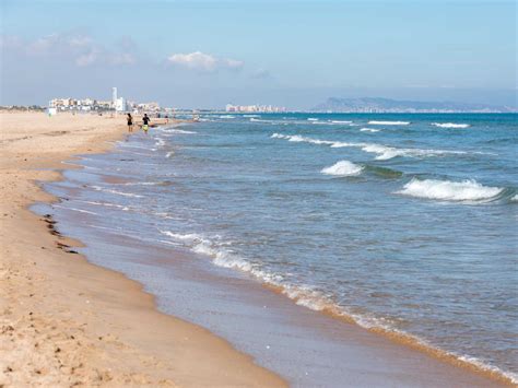 Encuentran Cuerpo Sin Vida De Un Hombre En La Playa De Gandia