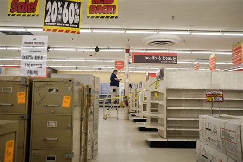 Kmart Down To Stores After Nj Closing