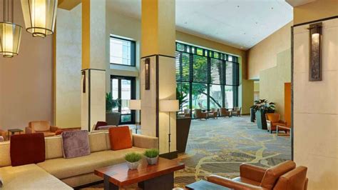 Reserve Hilton San Antonio Airport Hotel Parking | Way.com