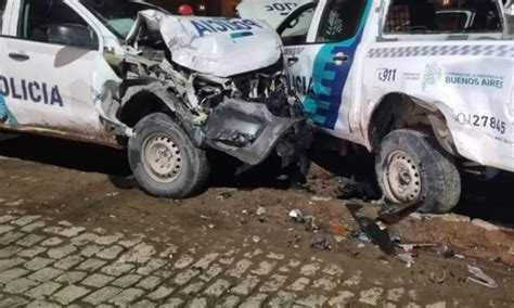 Policías destruyeron dos patrulleros nuevos en un choque