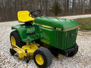 John Deere 430 Riding Lawn Mower - RonMowers