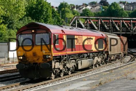 Uk Diesel Train Railway Photograph Of Class 66 66200 Loco Rm66 411 £1 70 Picclick Uk