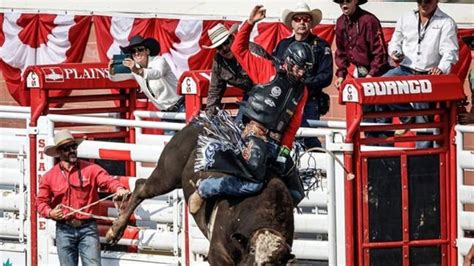 Four Canadians prevail in Calgary Stampede rodeo finals | Lethbridge ...