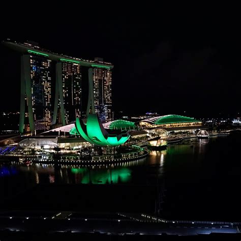 The Hotel Life: Mandarin Oriental Singapore Marina Bay Suite Review