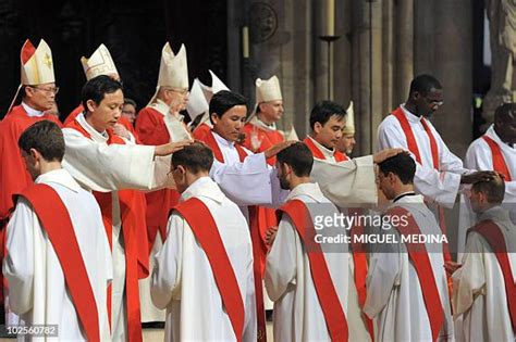 Ordination Ceremony Photos and Premium High Res Pictures - Getty Images